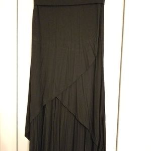 rue21  Burnt Black Tulip Skirt Hi-Low